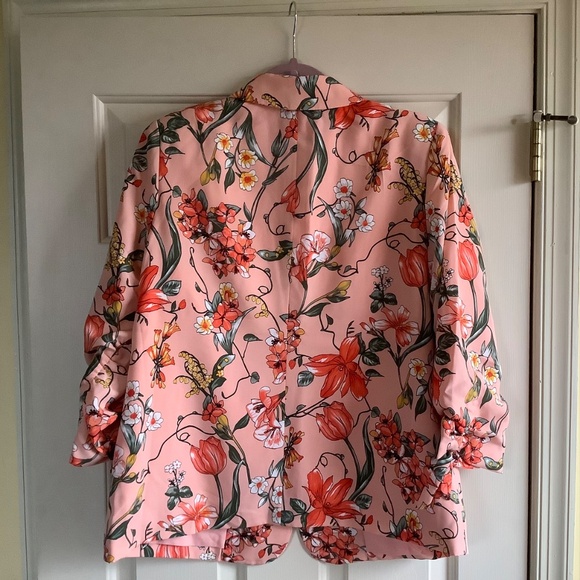 Susan Graver Printed Blazer with Ruched Sleeves Peach Floral SZ 12 - Picture 5 of 16